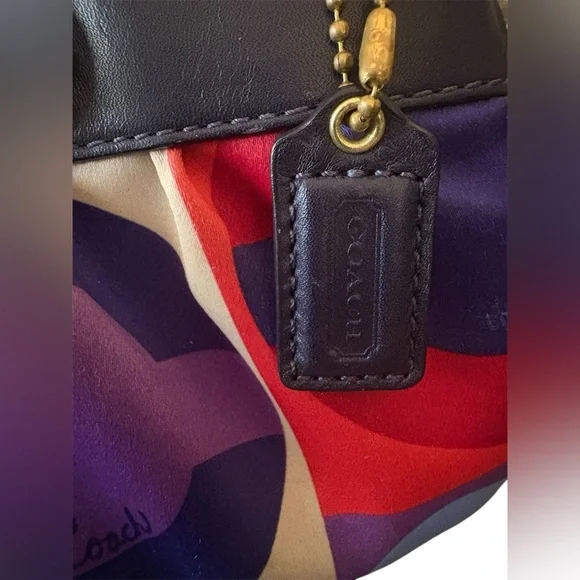 Coach Graphic Resort Op Art Satin Leather Trim Wristlet with Hangtag - Picture 3 of 7